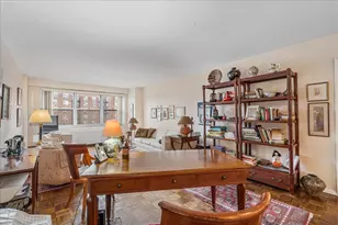 111-20 73rd Rd, New York City, NY 11375 - Photo 9