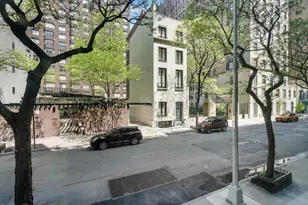 424 E 52nd St, New York City, NY 10022 - Photo 5