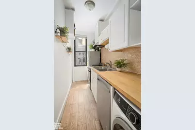 17 W 64th Street #5F, New York City, NY 10023 - Photo 5