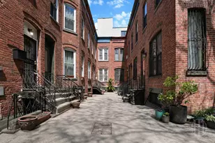 7 Sylvan Ct, New York City, NY 10035 - Photo 13