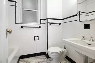 325 E 79th St, New York, NY 10075 - Photo 21