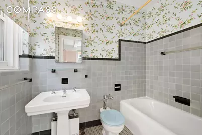 320 E 72nd Street #6A, New York City, NY 10021 - Photo 11