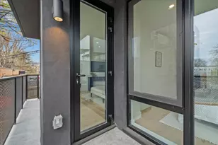 107 Schaefer St, New York City, NY 11207 - Photo 7