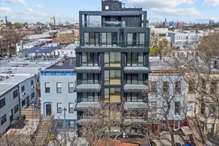 107 Schaefer St, New York City, NY 11207 - Photo 9