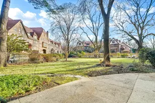 20 Continental Ave, New York City, NY 11375 - Photo 25