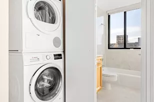 145 W 67th St, New York City, NY 10023 - Photo 13