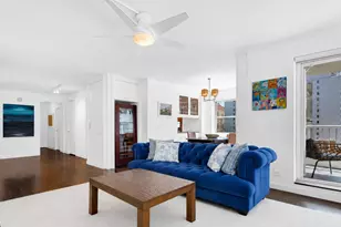 70 E 10th St, New York City, NY 10003 - Photo 3