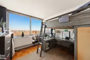 215 E 96th St, New York City, NY 10128 - Photo 21