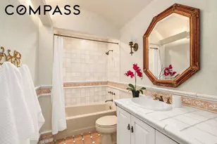228 W 21st St, New York City, NY 10011 - Photo 7