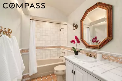 228 W 21st Street #2, New York City, NY 10011 - Photo 7