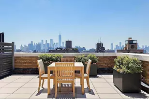 161 W 16th St, New York, NY 10011 - Photo 11