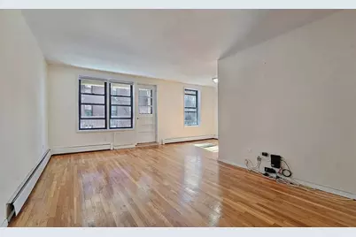 1130 Stadium Avenue #3-K, New York City, NY 10465 - Photo 1