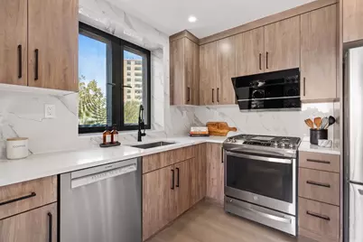 1546 Broadway #3-B, New York City, NY 11221 - Photo 3