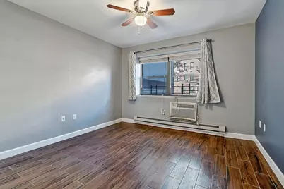 31-23 Crescent Street #1-D, Astoria, NY 11106 - Photo 5