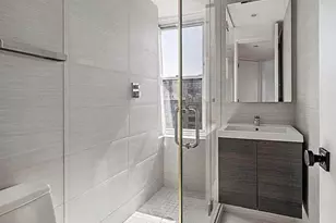 365 W 20th St, New York City, NY 10011 - Photo 5