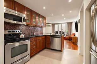 105 E 19th St, New York City, NY 10003 - Photo 3
