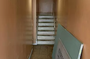 556 Hart St, New York City, NY 11221 - Photo 7