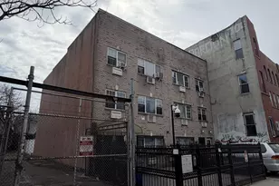 556 Hart St, New York City, NY 11221 - Photo 3