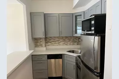 220 E 60th Street #PH-G, New York, NY 10022 - Photo 3