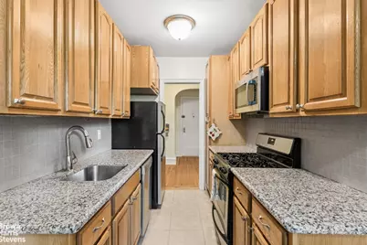 73-20 Austin Street #3O, Forest Hills, NY 11375 - Photo 5