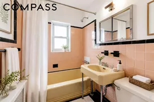 20-29 28th St, New York City, NY 11105 - Photo 19