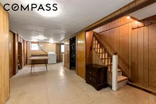 20-29 28th St, New York City, NY 11105 - Photo 21