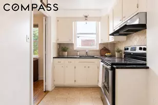 20-29 28th St, New York City, NY 11105 - Photo 7