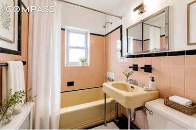 20-29 28th Street, New York City, NY 11105 - Photo 19