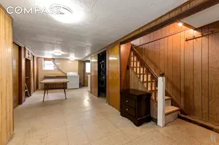 20-29 28th St, New York City, NY 11105 - Photo 21