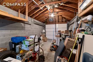 20-29 28th St, New York City, NY 11105 - Photo 27