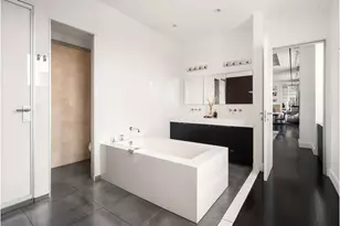 26 E 63rd St, New York City, NY 10065 - Photo 11