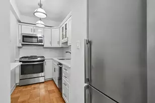 605 E 82nd St, New York, NY 10028 - Photo 3