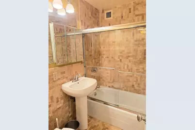 135 Ocean Parkway #6H, New York City, NY 11218 - Photo 7