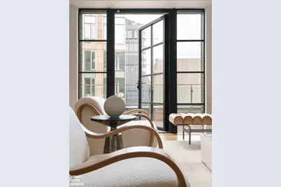 517 W 29th Street #PHC, New York, NY 10001 - Photo 1