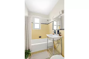 55 Eastern Pkwy, New York City, NY 11238 - Photo 11
