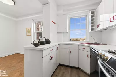 180 Cabrini Boulevard #118, New York City, NY 10033 - Photo 15