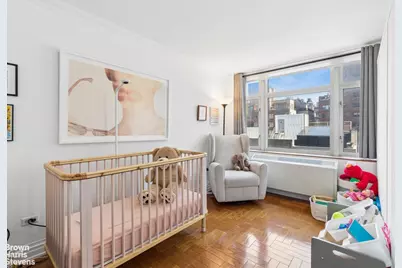 188 E 76th Street #7C, New York, NY 10021 - Photo 5