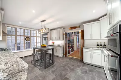 160 E 72nd Street #2AB, New York City, NY 10021 - Photo 9
