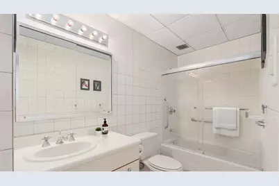 222 Park Avenue S #7B, New York City, NY 10003 - Photo 17