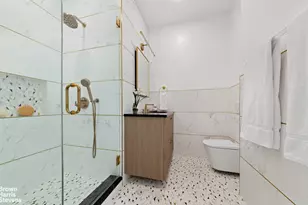 120 E 85th St, New York City, NY 10028 - Photo 7