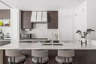 108 India St, New York City, NY 11222 - Photo 5