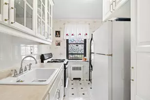 32-40 91st St, New York City, NY 11369 - Photo 3