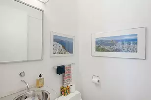 101 W 67th St, New York City, NY 10023 - Photo 9