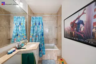 101 W 67th St, New York City, NY 10023 - Photo 9