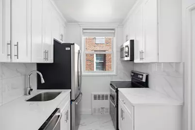 46-01 39th Avenue #314, New York City, NY 11104 - Photo 9