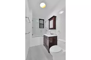300 Riverside Dr, New York City, NY 10025 - Photo 21