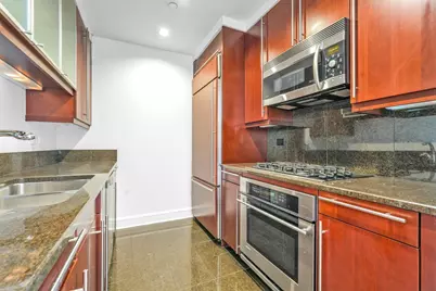 240 Riverside Boulevard #80, New York City, NY 10069 - Photo 17