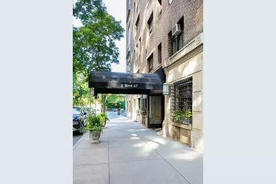 2 W 67th Street #14G, New York, NY 10023 - Photo 15