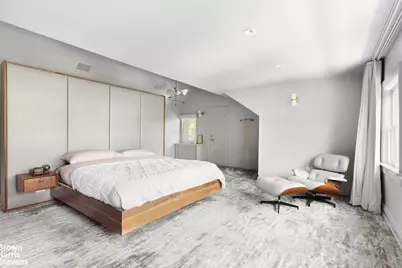 776 E 17th Street, New York City, NY 11230 - Photo 19