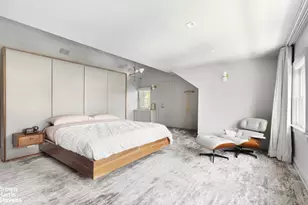 776 E 17th St, New York City, NY 11230 - Photo 19